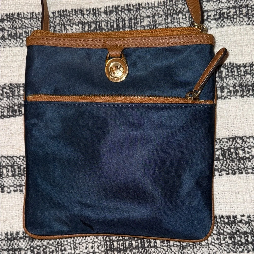 Michael Kors blue & tan nylon & leather crossbody compact travel pockets purse